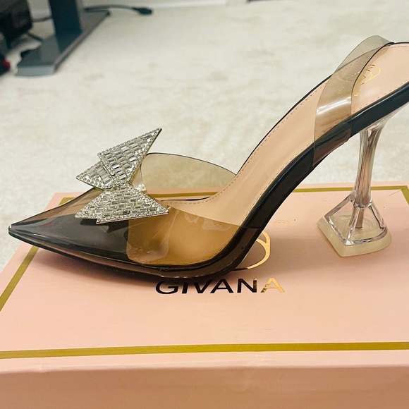 Never worn butterfly clear black jelly heels - Picture 1 of 5
